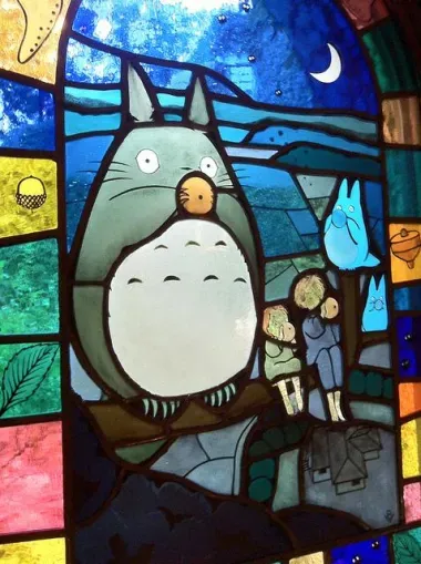 Vitraux Totoro au musée Ghibli