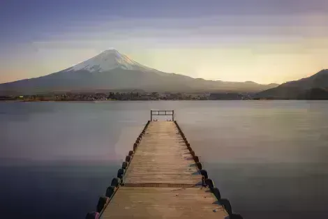 Le Mont Fuji au coucher du soleil - incontournable et inoubliable
