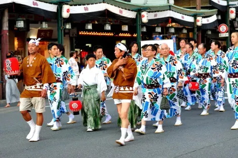 Desfile durante el Gion Matsuri.