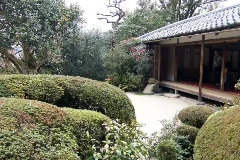 El pequeño templo budista Shisen-do tiene 3 salas de las cuales una está dedicada a la contemplación.