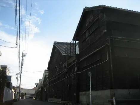La destilería Shuzojo fue fundada en 1902 en Ogaki por la familia Watanabe. 
