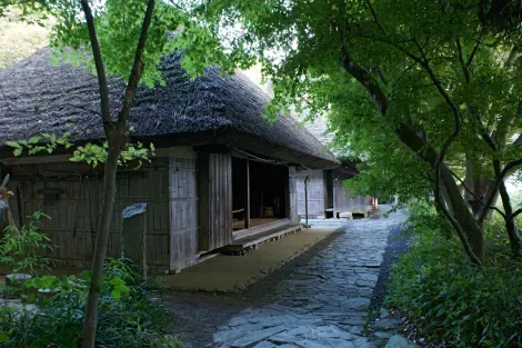 L'une des douze chaumières minka que l'on peut visiter à Shikoku Mura