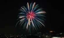 Fuochi d'artificio sul fiume Uji