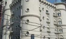 Un Love Hotel en forme de château
