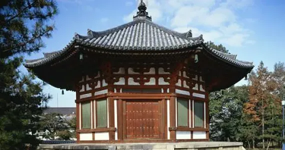 Pabellón del templo Kofukuji.